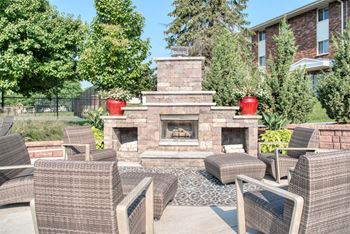 Outdoor fireplace